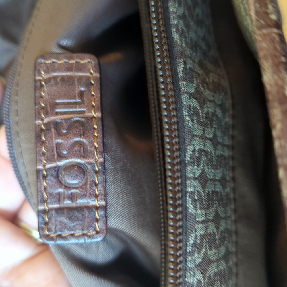 Fossil Purse - Picture 10 of 10